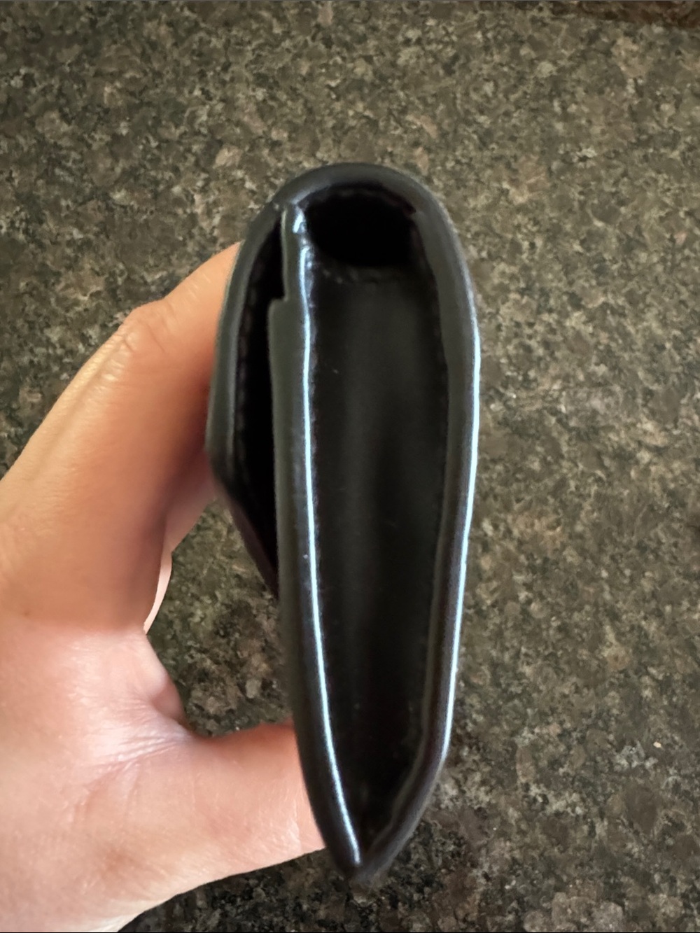 Gucci Gilbert Snap Wallet - Picture 10 of 12